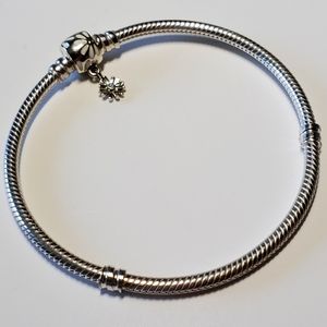 Pandora daisy clasp snake chain bracelet 7.5